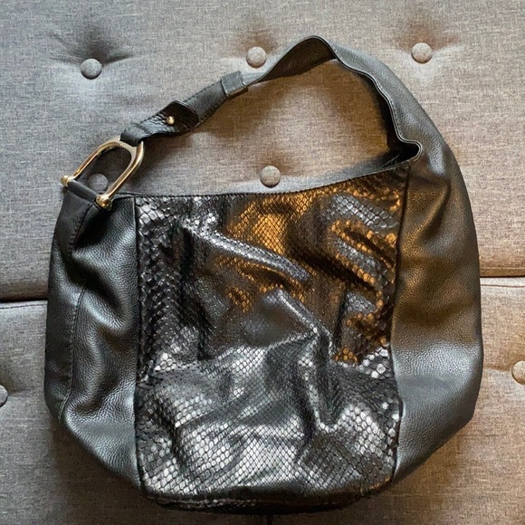 Gucci bag. - Picture 1 of 8